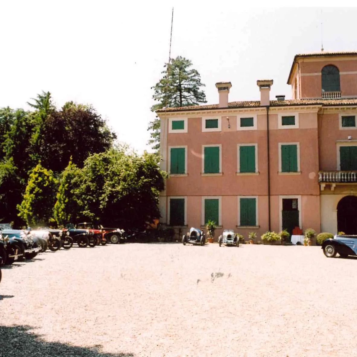 Inaugurazione di Tenuta Cialdini, Castelvetro